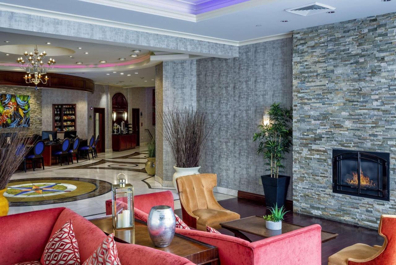 Viana Hotel And Spa, Trademark Collection By Wyndham Westbury Exteriör bild